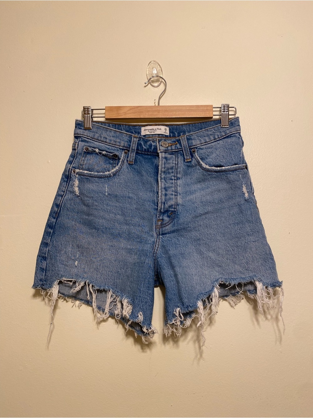 Abercrombie & Fitch The Dad Short Distressed Light Blue Denim Shorts. Size 26